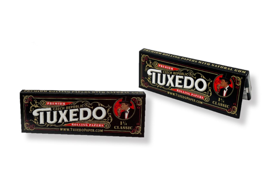 Photograph of product: Tuxedo: Classic 1 1/4 Rolling paper