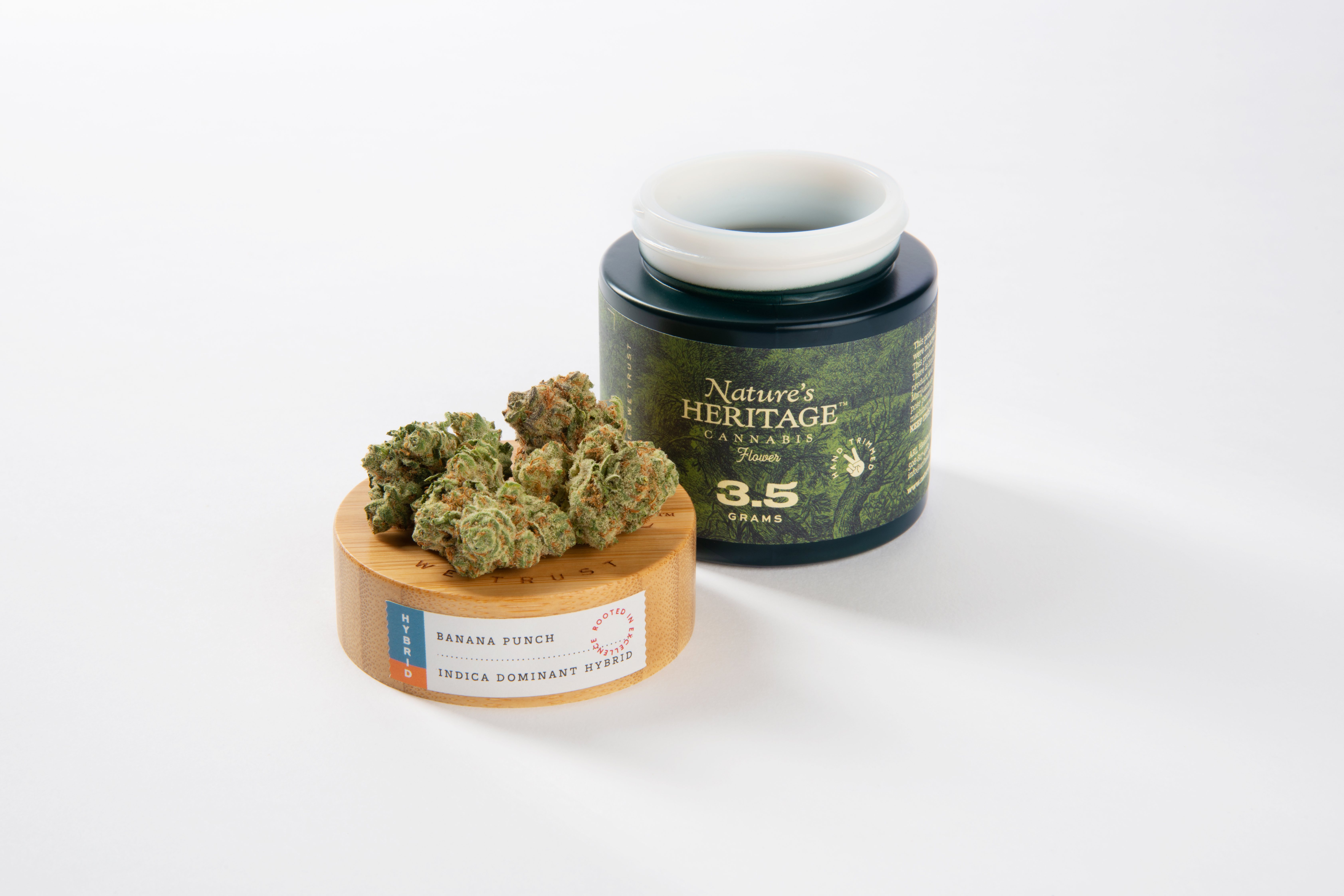 Photograph of product: Banana Punch Flower 3.5g