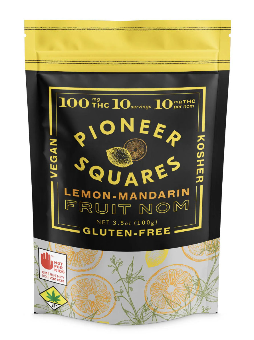 Photograph of product: Lemon Mandarin Fruit Noms, 10-Pack