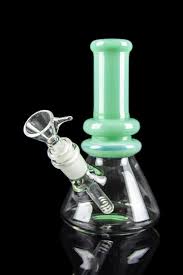 Photograph of product: Mint & Clear Bong