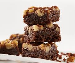 Photograph of product: Love's Oven Turtle Brownies - Oui'd 100mg