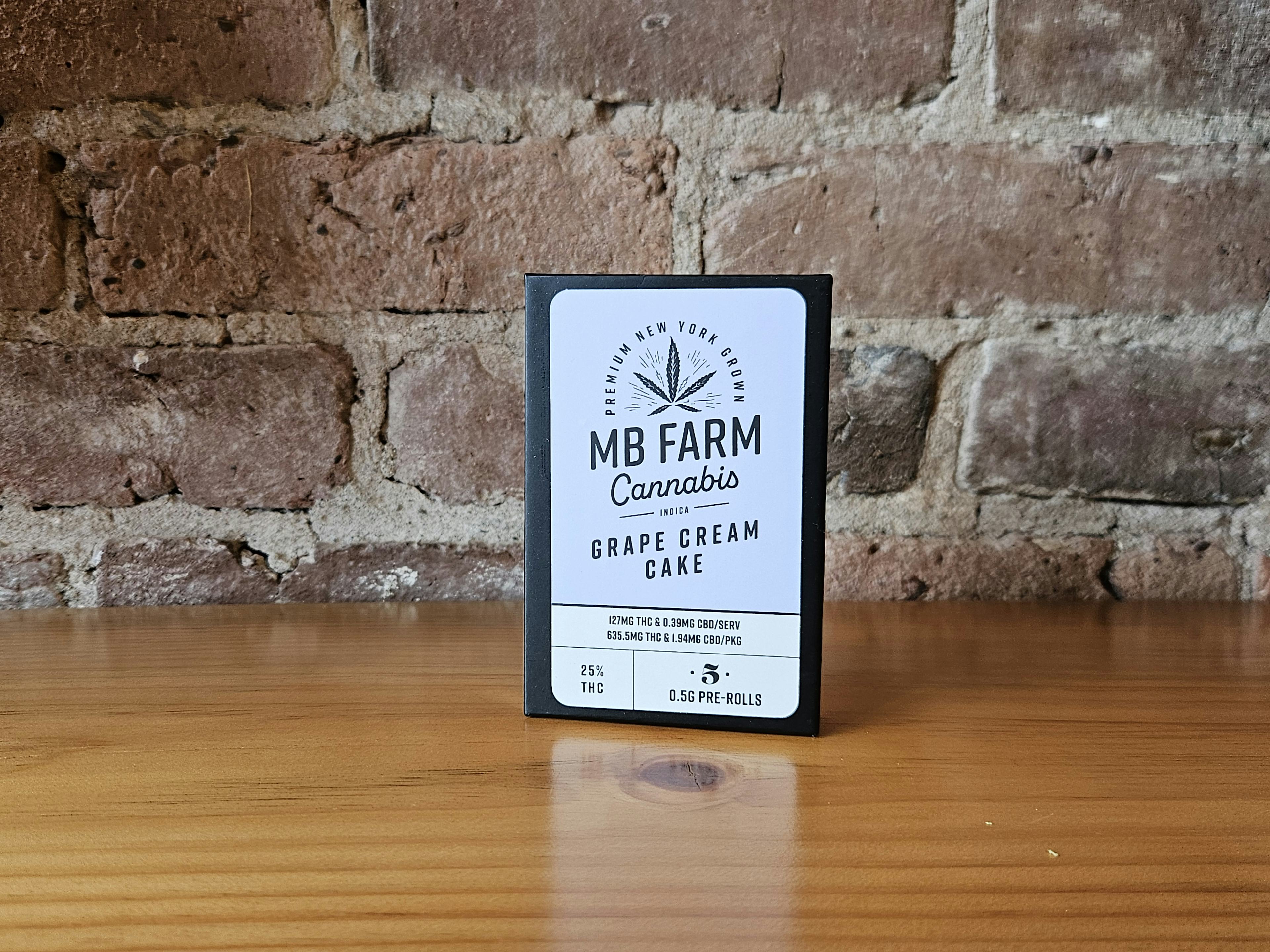 Photograph of Product: MB Farms - Grape Cream Cake - 5pk Joint Preroll