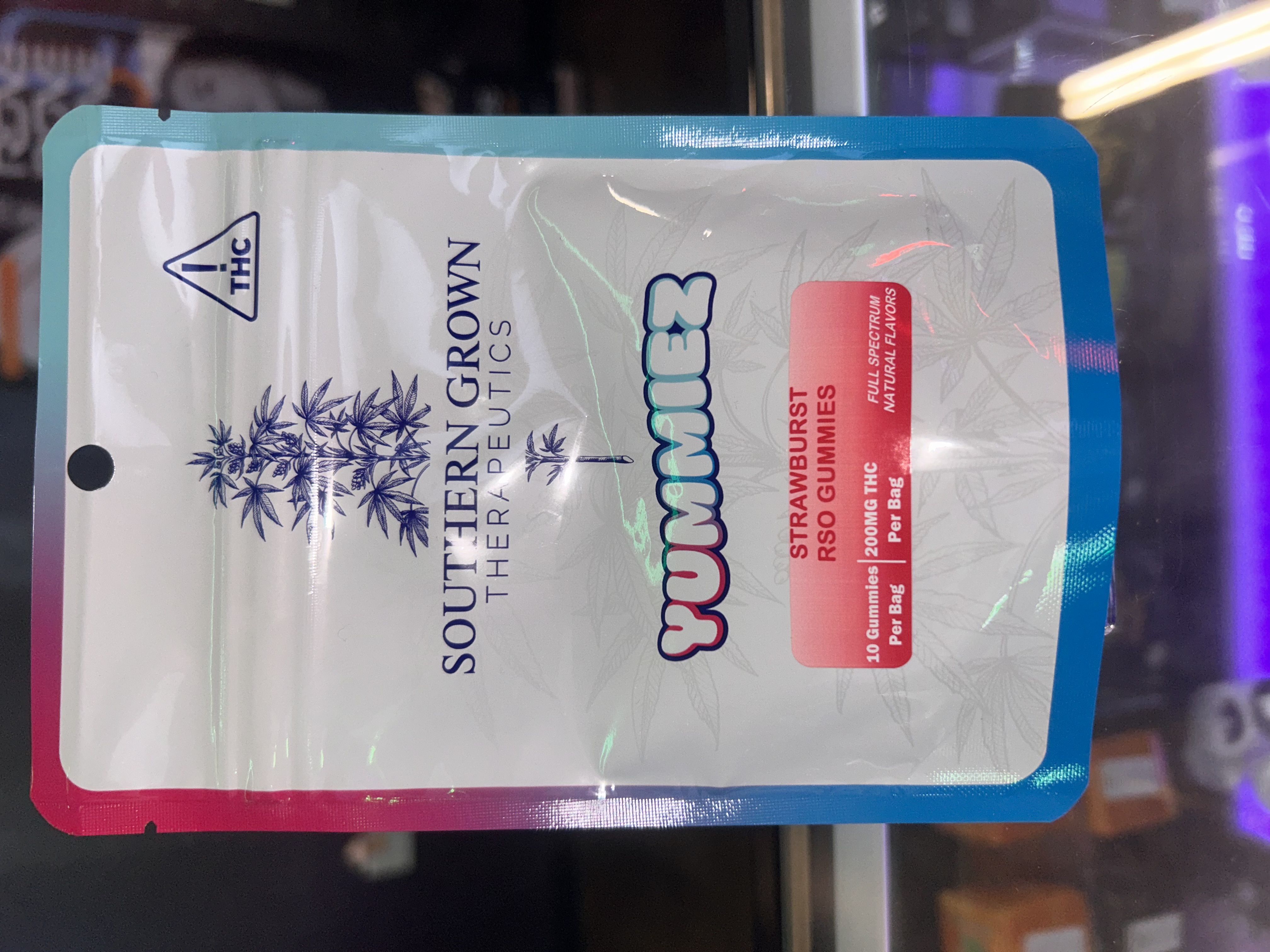 Photograph of product: Strawburst RSO Gummies | 200mg | Southern Grown