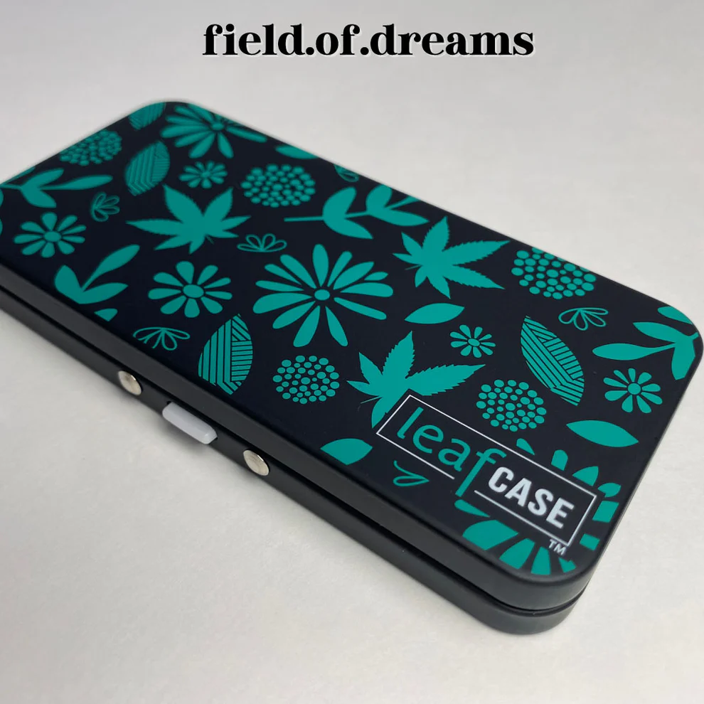 Photograph of product: Case | field.of.dreams