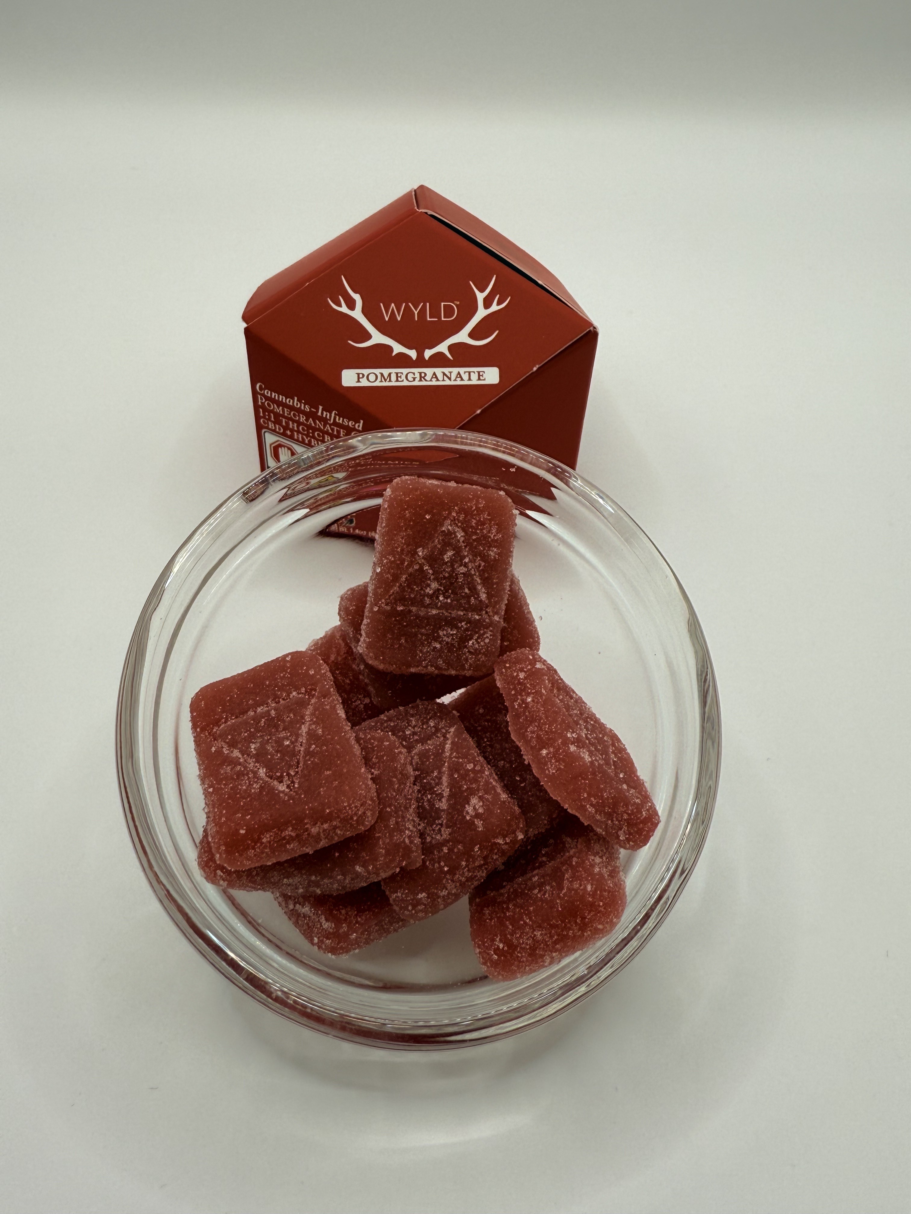 Photograph of product: Pomegranate | 1:1 CBD:TH-oui Gummies | 100mg | 10-Pack