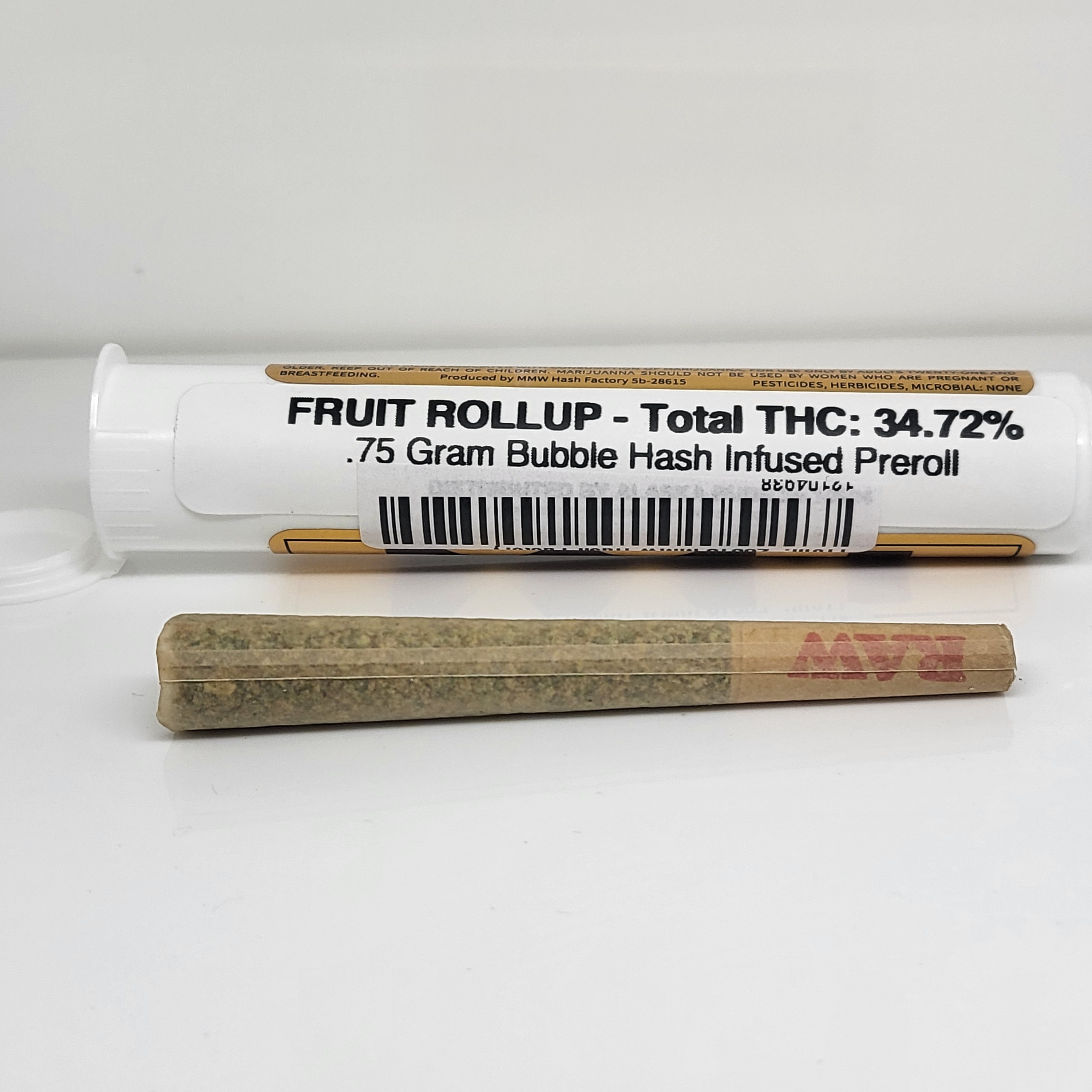 Photograph of product: Fruit Rollup 0.75g Bubble au chocolat Infused Joint 34.72% TH-oui, by MMW au chocolat Factory