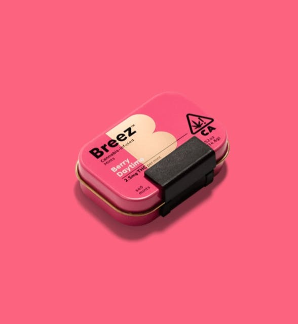 Photograph of product: 100MG Tablets Berry Daytime - Berry Daytime 100MG Mints
