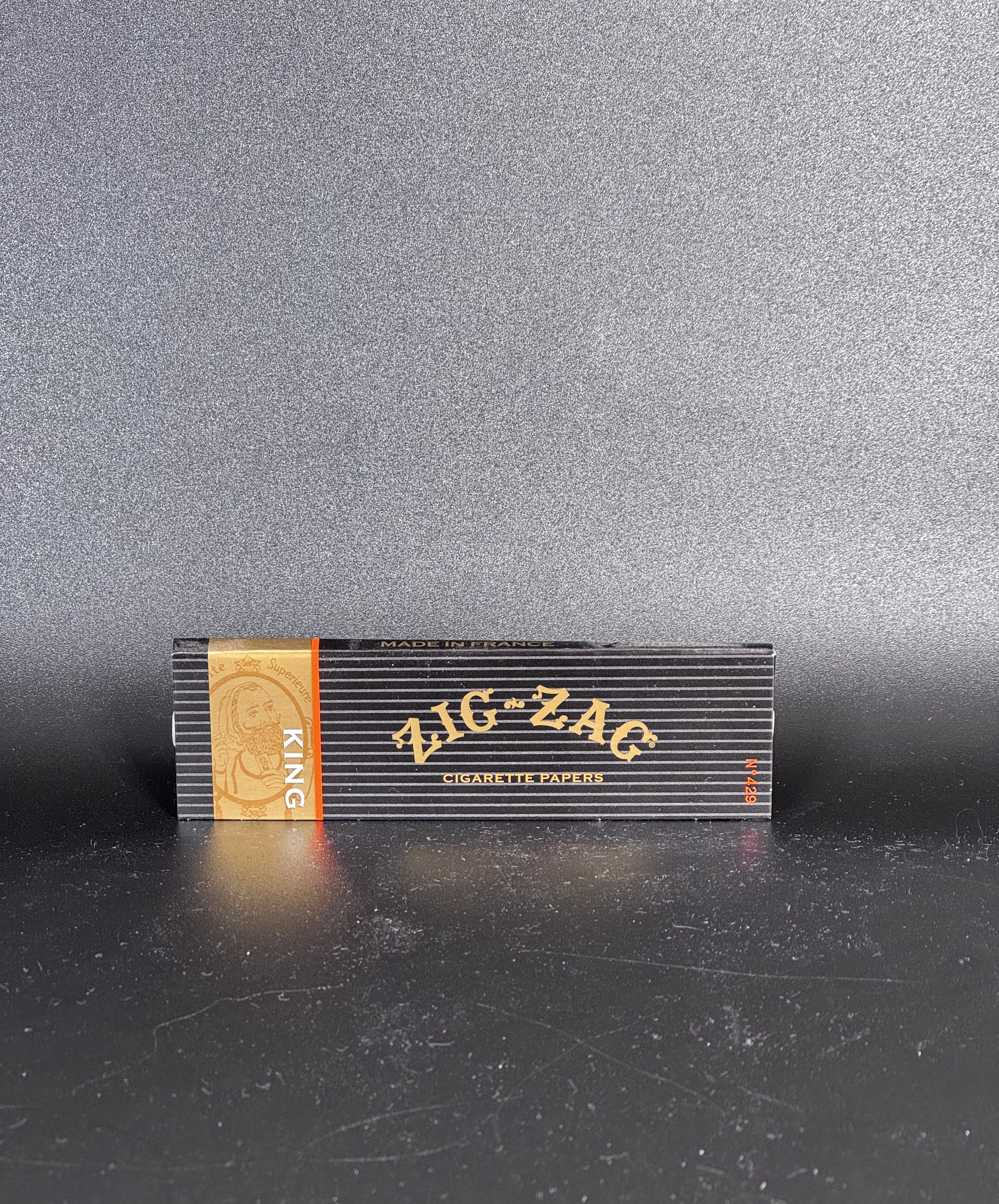 Photograph of product: Zig Zag King Size Slow Burning