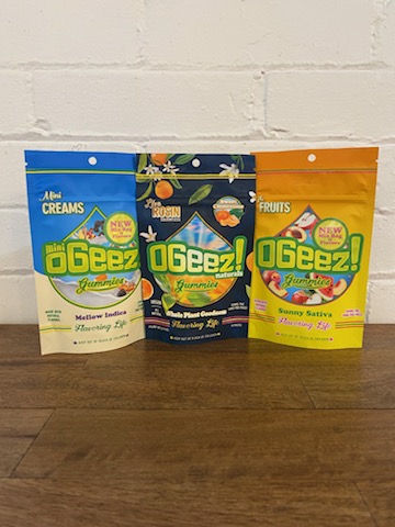 Photograph of product: Ogeez! Gummy The Fruits (S) 100mg