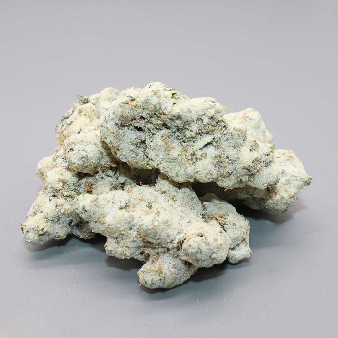 Photograph of product: High Society - Snowballs - Red Velvet Puppy Chow - 3.5g