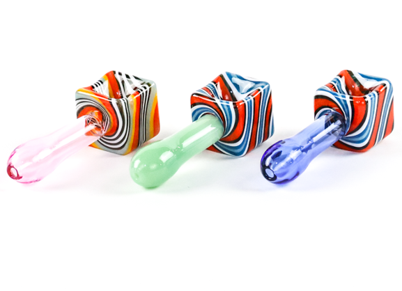 Photograph of product: WigWag Cubist Colorwave Pipe 4" | Assorted Colors