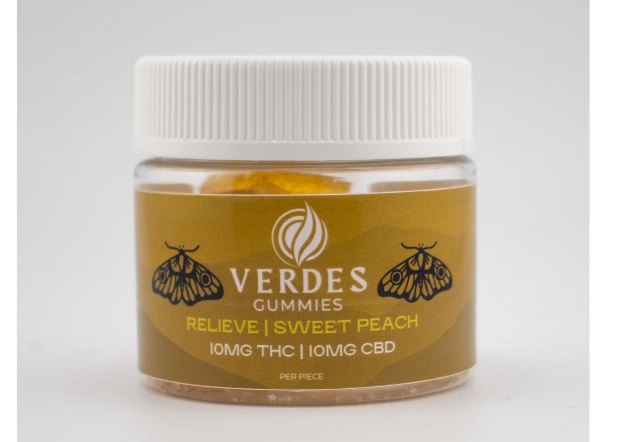 Photograph of product: Verdes - Gummies Sweet Peach 1:1 10mg 10 Pack