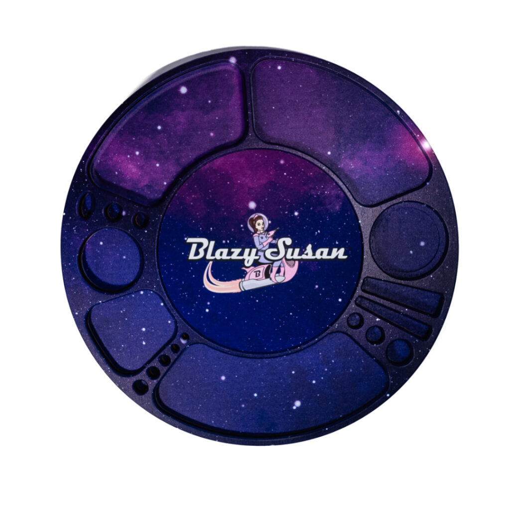 Photograph of product: Spinning Rolling Tray | Spacey