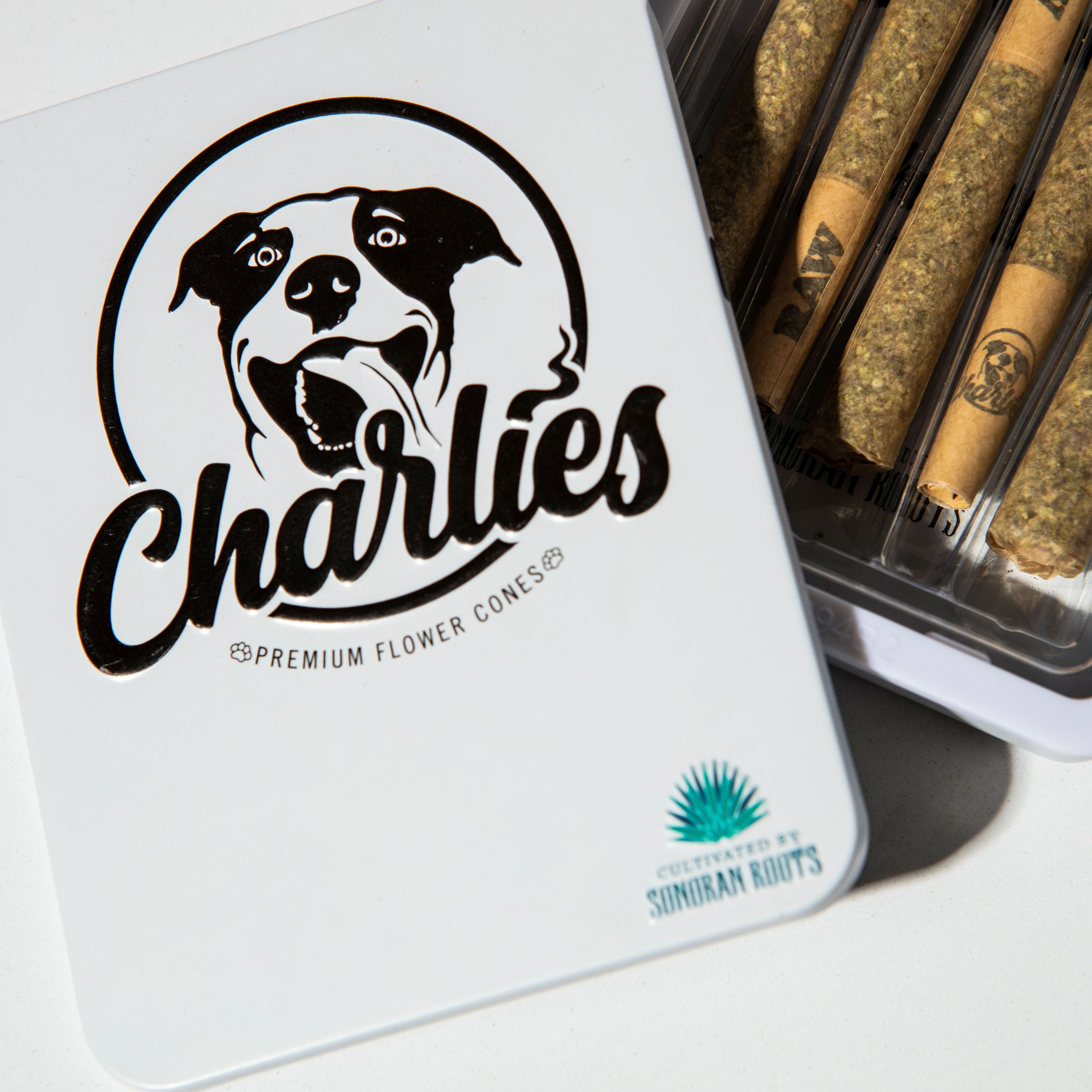 Photograph of product: Charlies Tin 5pk Oui'd Mintz