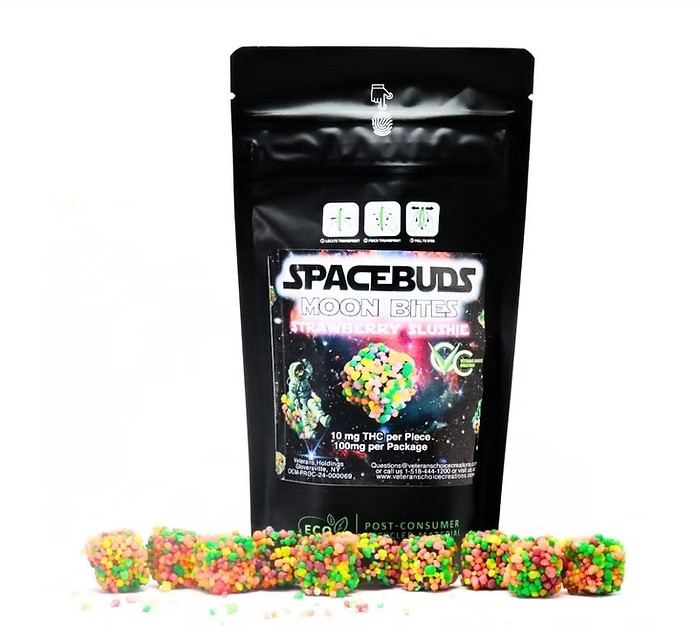 Photograph of product: Space Buds: Strawberry Slushie | Moon Bites | 10pk | 10mg