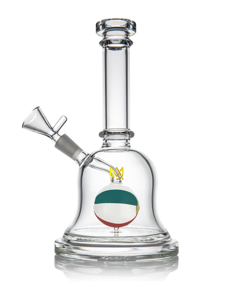 Photograph of product: MJ Arsenal Daydreamer Glass Bong $55
