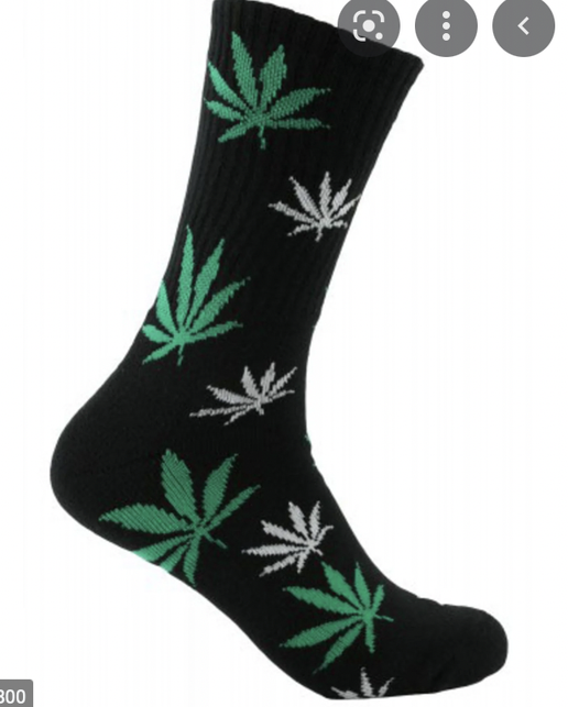 Photograph of product: Leaf Socks Assorted Colors