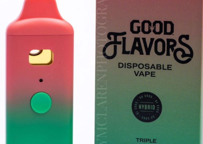 Photograph of product: *Flavors* Triple Melon 1g Disposable