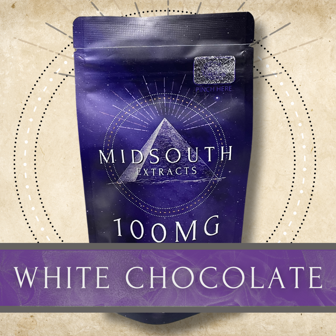 Photograph of product: MidSouth Extracts - Strawberry Crunch Chocolate Bar - 100mg