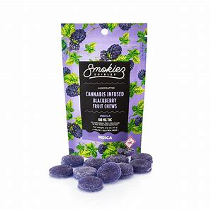 Photograph of product: Smokiez Blackberry | Gummies 100mg - Chill