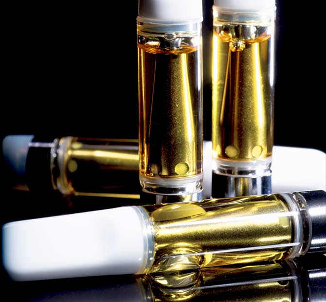 Photograph of product: Decibel - MR. CLEAN - Live Rosin Cartridge - (.5g) - H