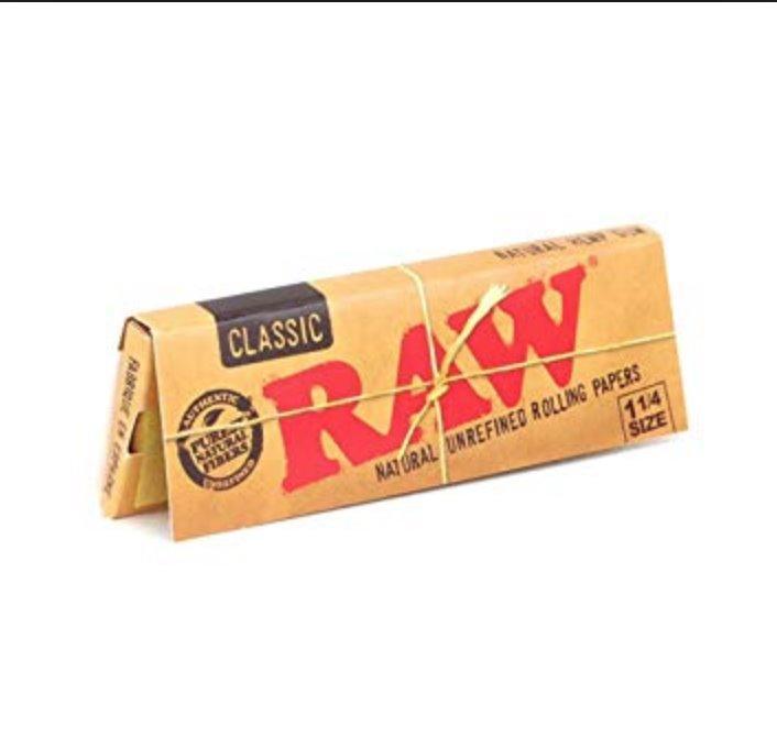Photograph of product: Raw Rolling Papers (1 1/4")