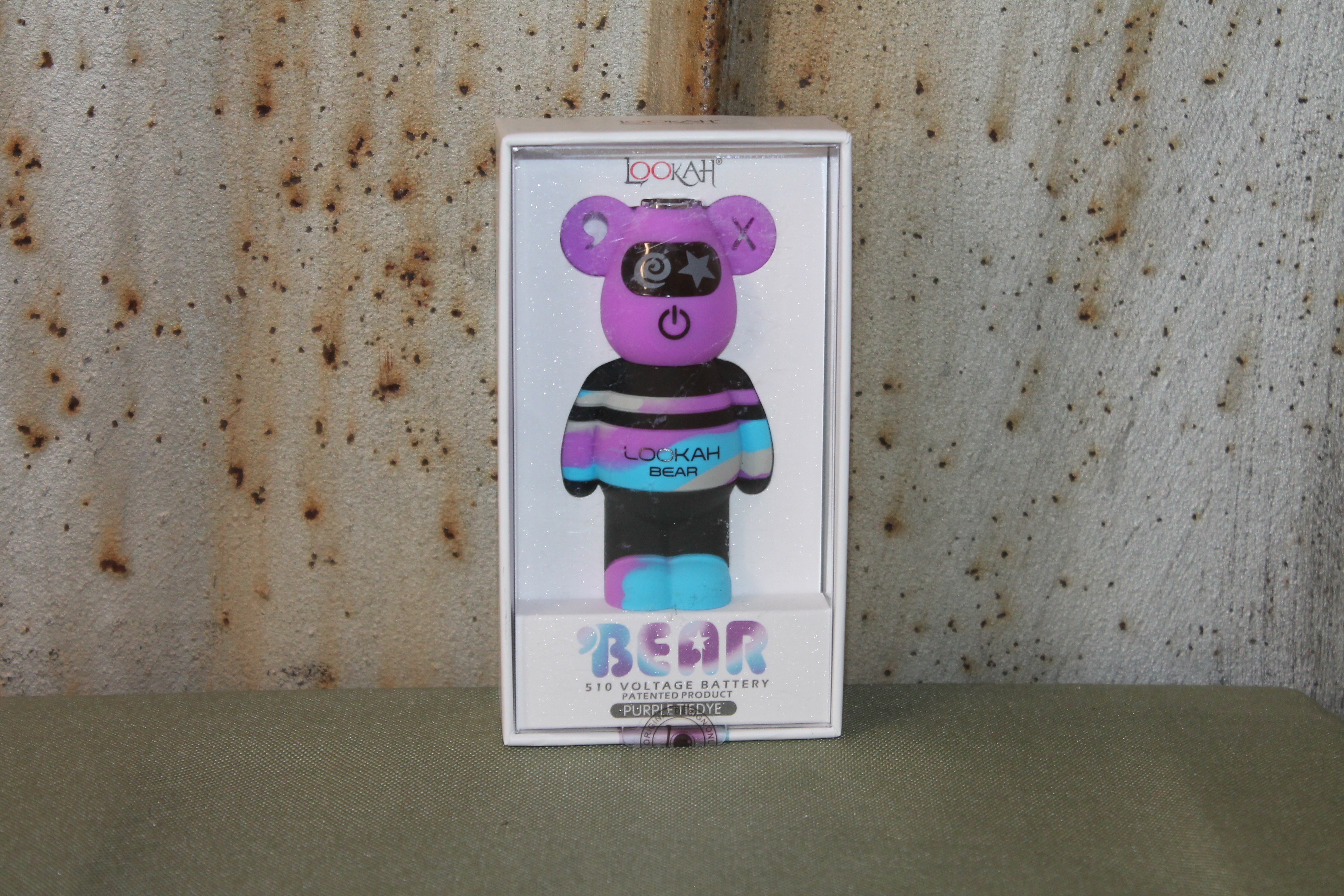 Photograph of product: RCD I Lookah Bear Battery Purple Tie Die