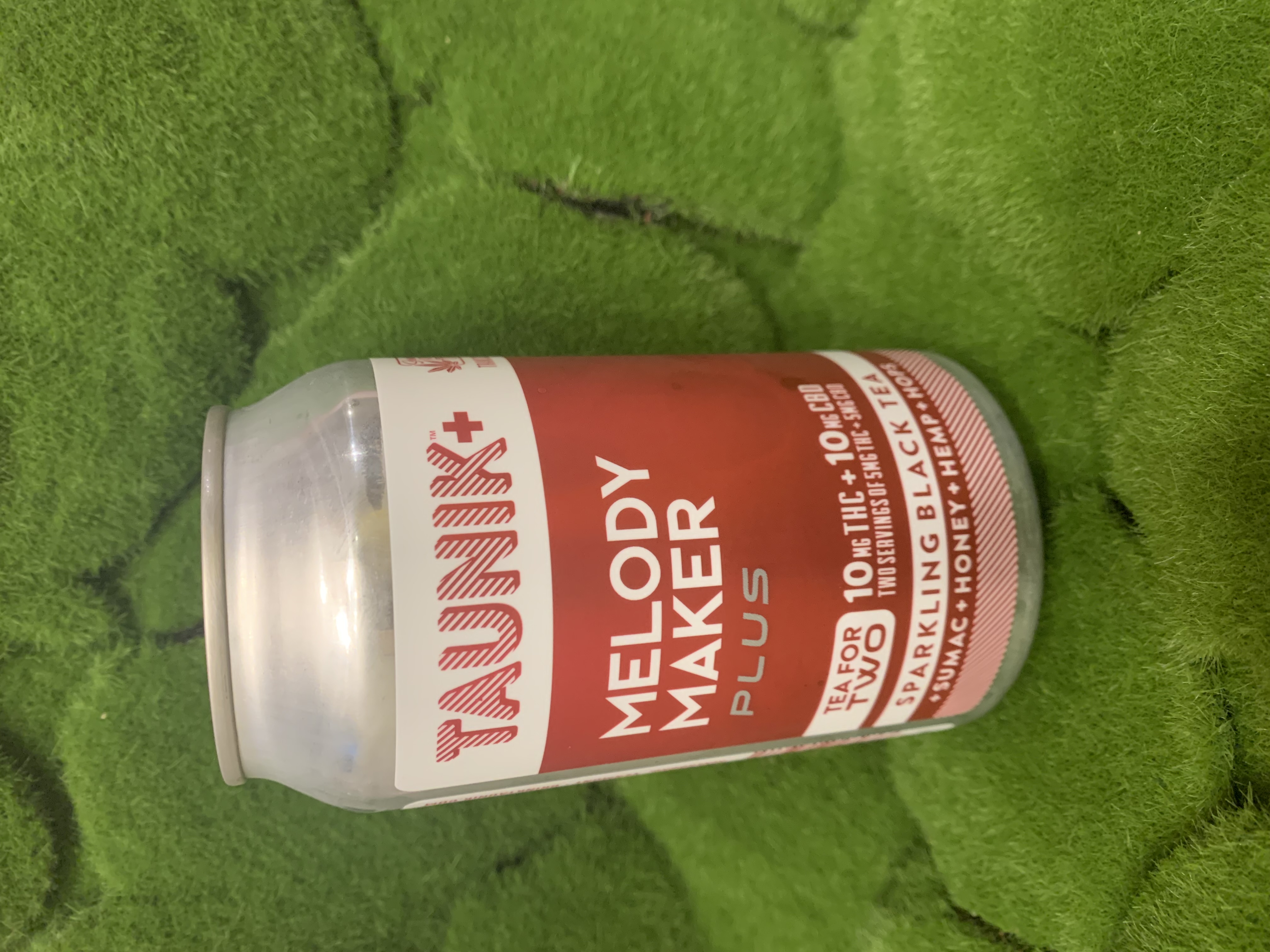 Photograph of product: 10mg 1:1 TH-oui:CBD Can | Melody Maker Plus: Sparkling Black Tea | Taunik+