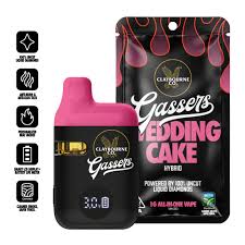 Photograph of product: Claybourne Co. Gassers AIO Wedding Cake