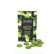 Photograph of product: Sour Green Apple 1:1 TH-oui:CBG Gummies 10pk