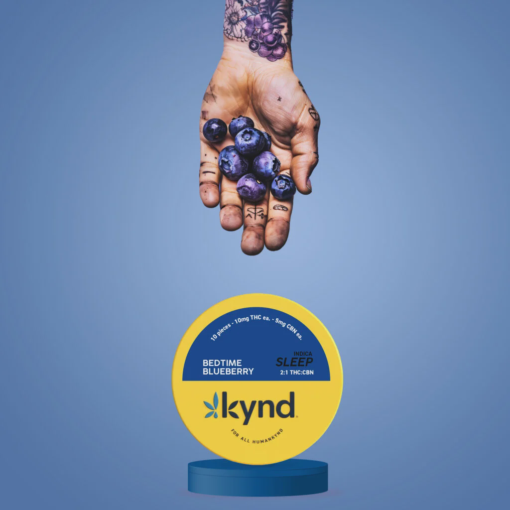 Photograph of product: Bedtime Blueberry (I) 2:1 TH-oui:CBN 100mg Vegan Gummies