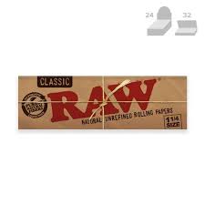 Photograph of product: RAW | Classic Paper 1 1/4  50 Leaves per box