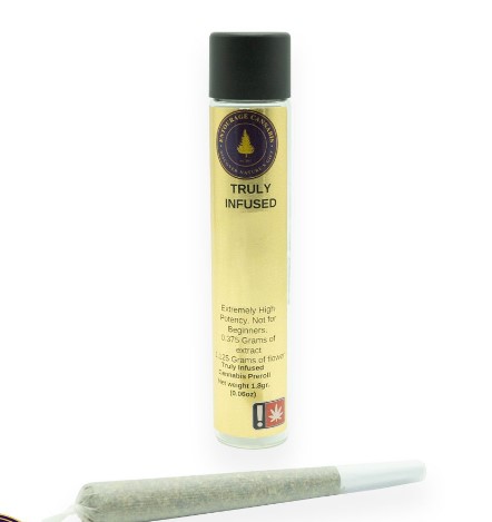 Photograph of product: Live Resin Infused Pre-Roll | Dogwalker x GMO Pie | 1.5g