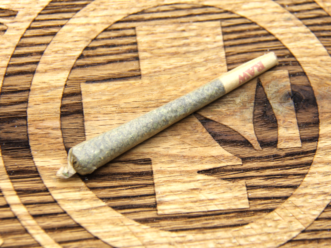 Photograph of Product: CannaBee Extracts | Mac | 1.2g Terp Resin Infused Pre Roll