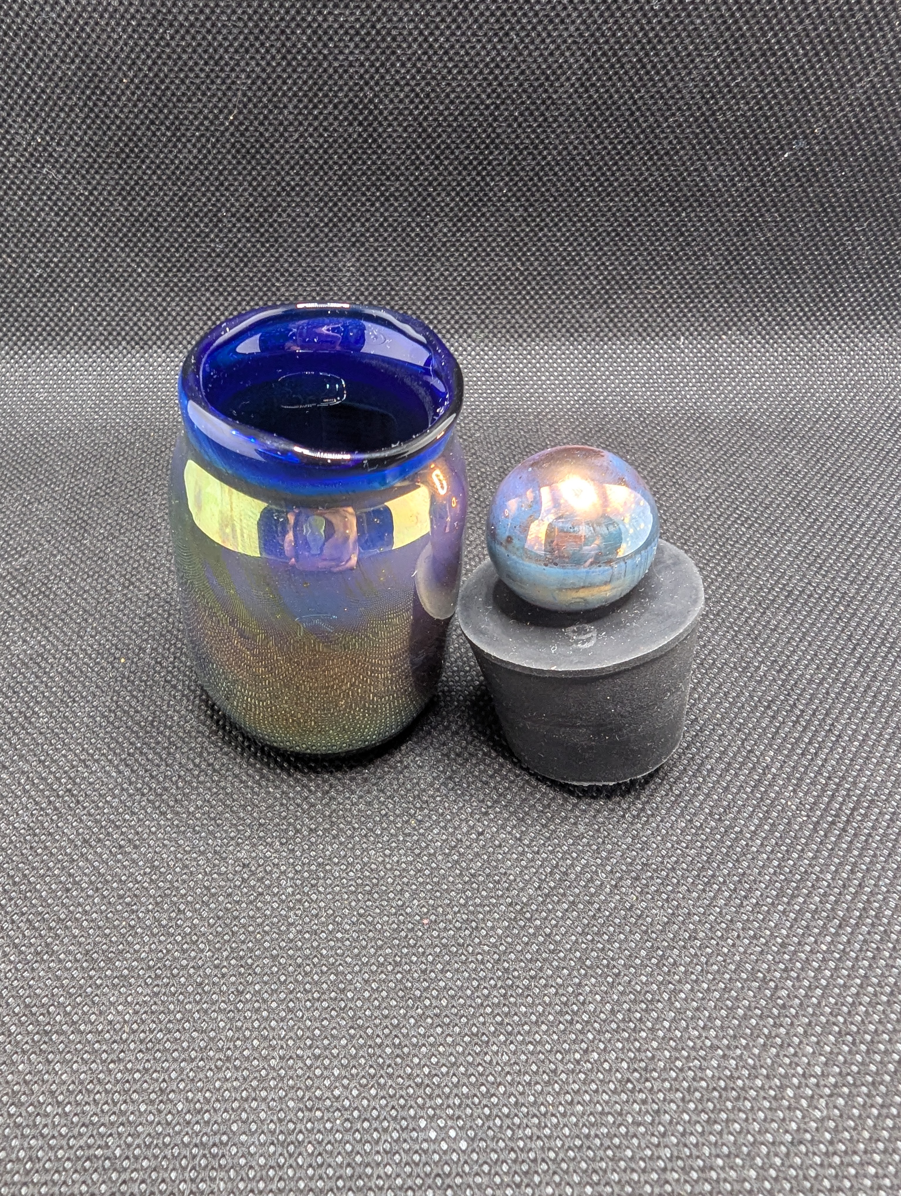 Photograph of product: Mikes Glass Art - Small Bottle W/ Stopper $50