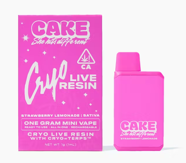 Photograph of product: Cake Strawberry Lemonade Oui'd Cryo Live Resin All In One 1g