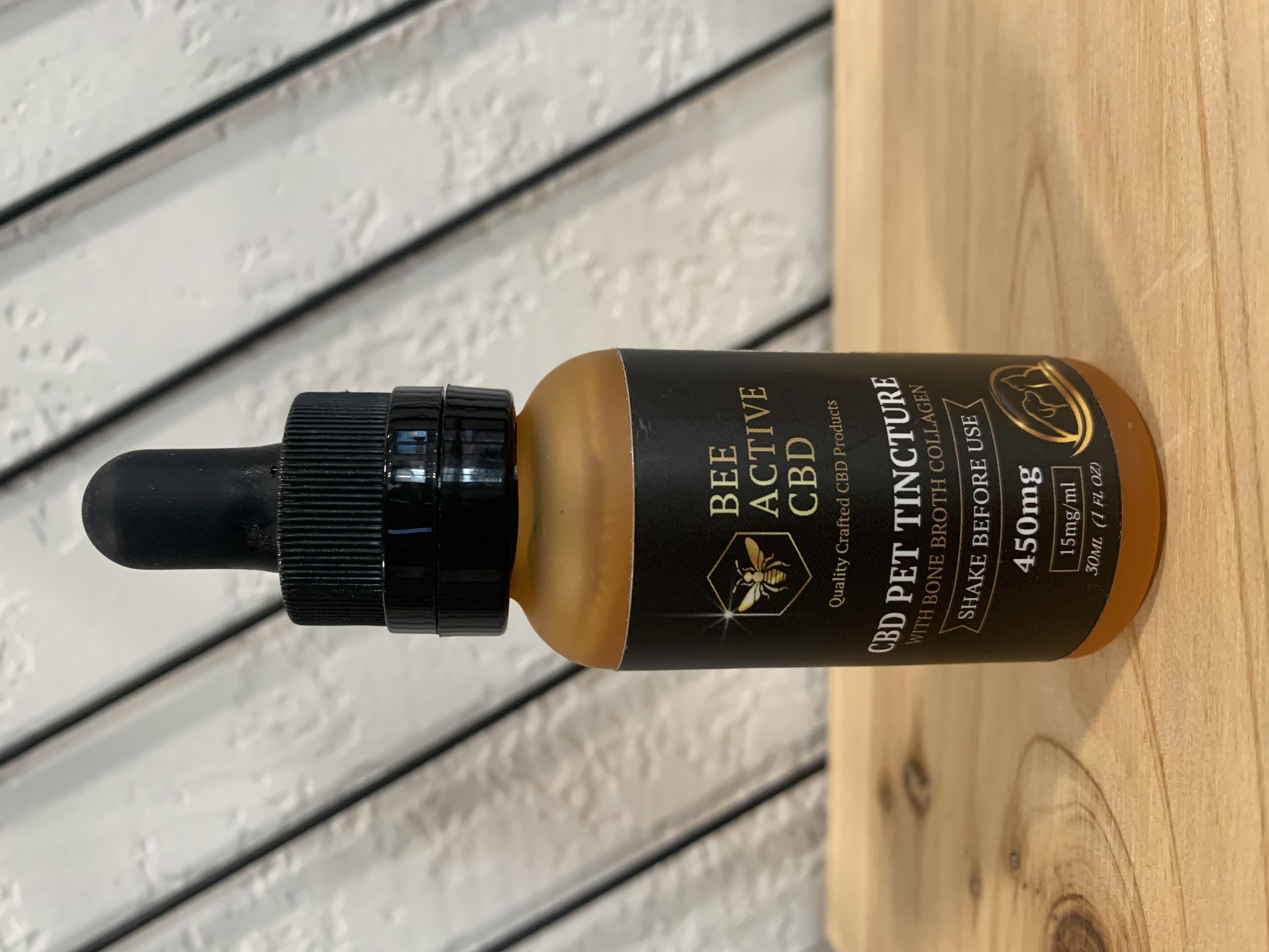 Photograph of product: Bee Active CBD Pet Tincture 450mg
