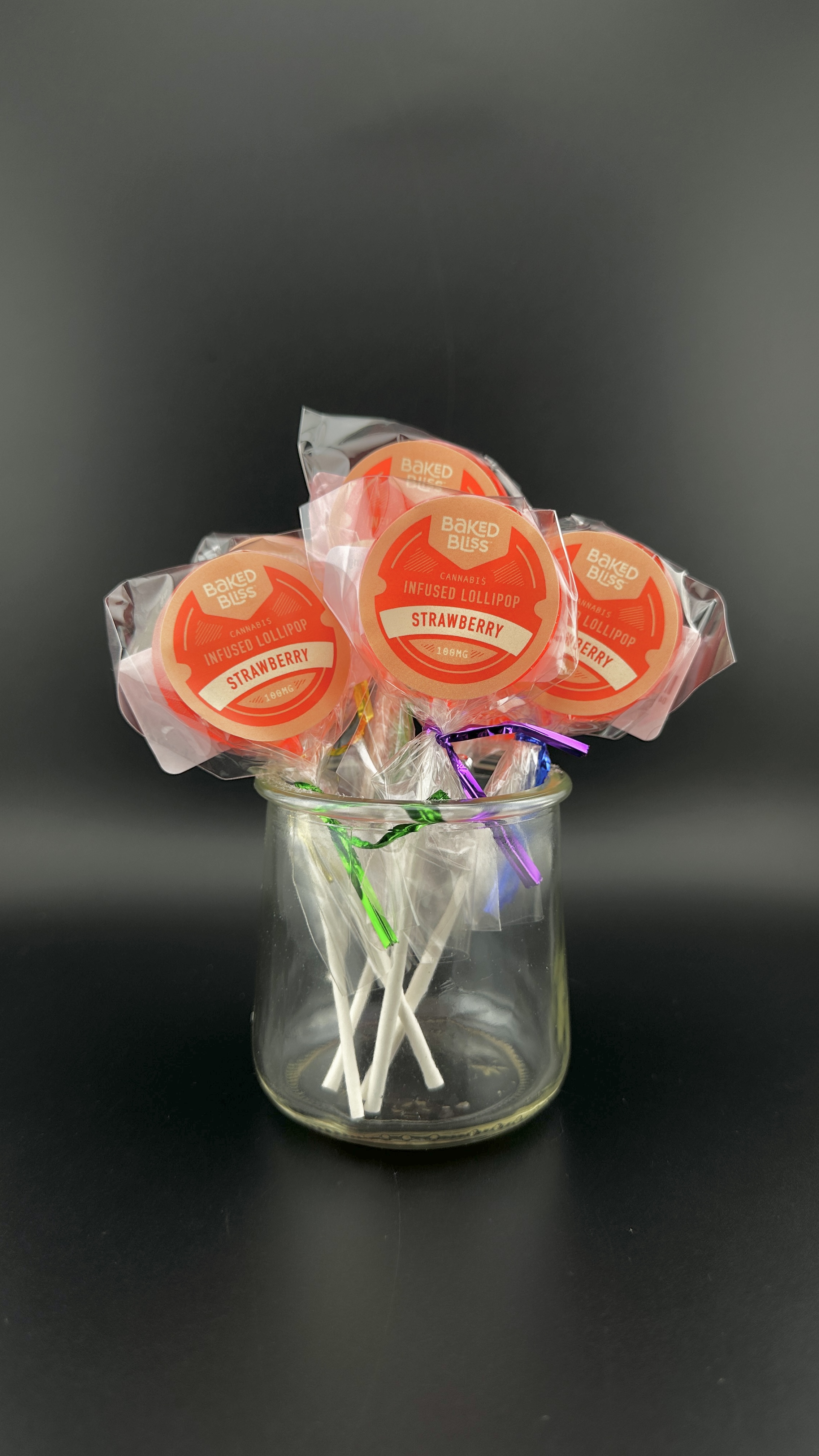 Photograph of product: 100mg Strawberry Lollipop | Baked Bliss
