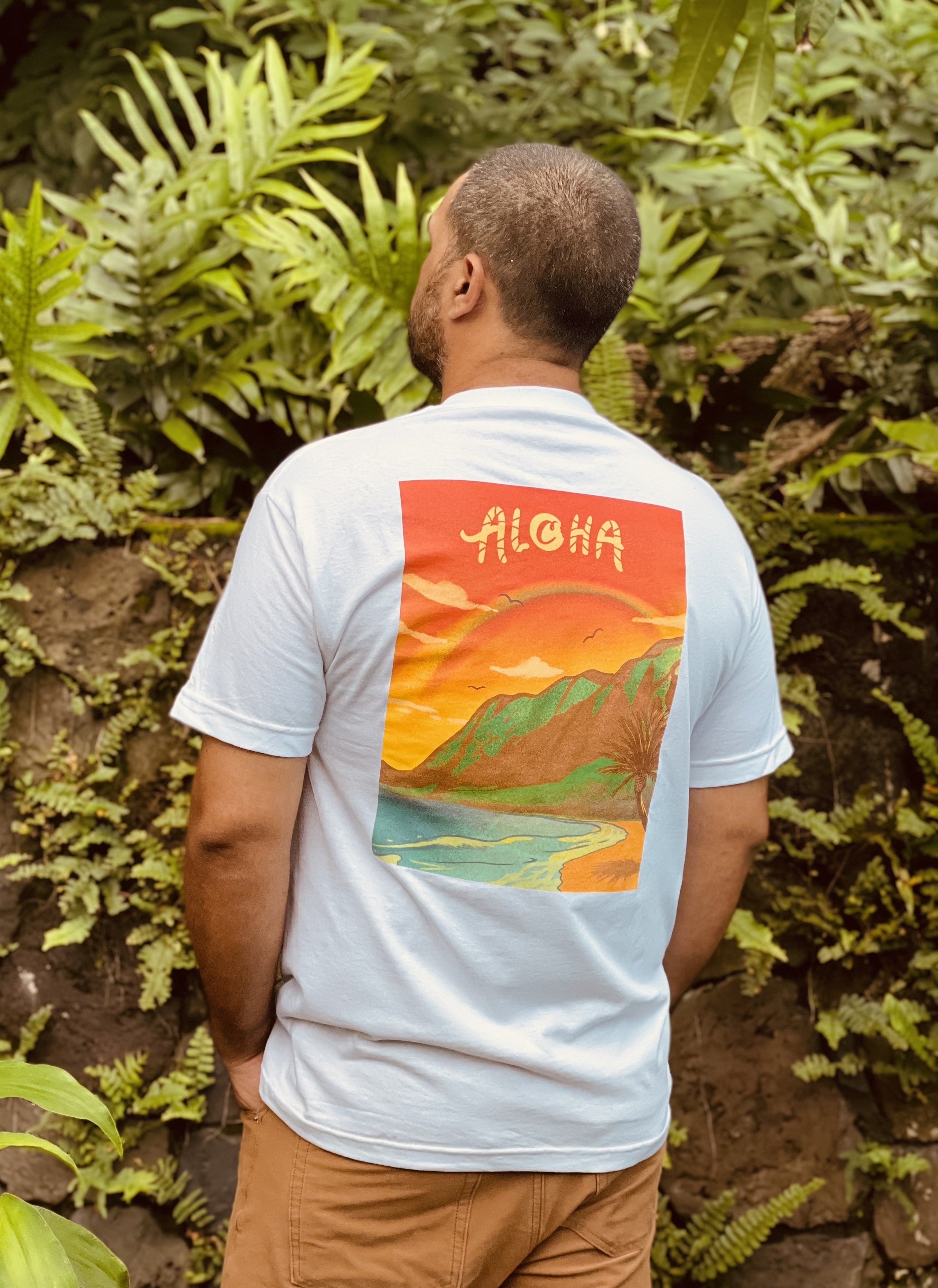 Photograph of product: Cookies Local Reserve Oahu Collection Tee (White XL)