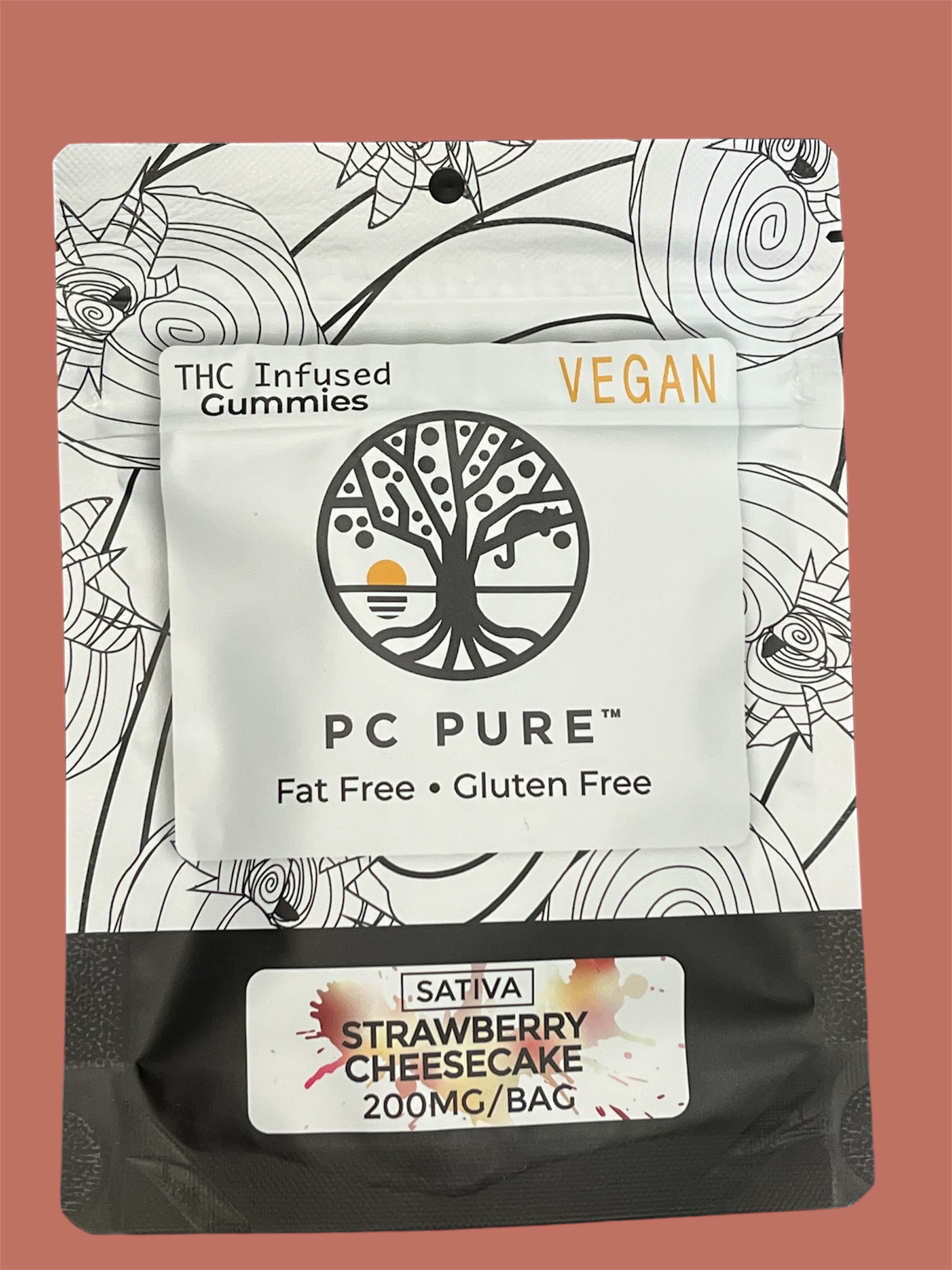 Photograph of product: PC PURE | STRAWBERRY CHEESECAKE | GUMMIES | 200MG
