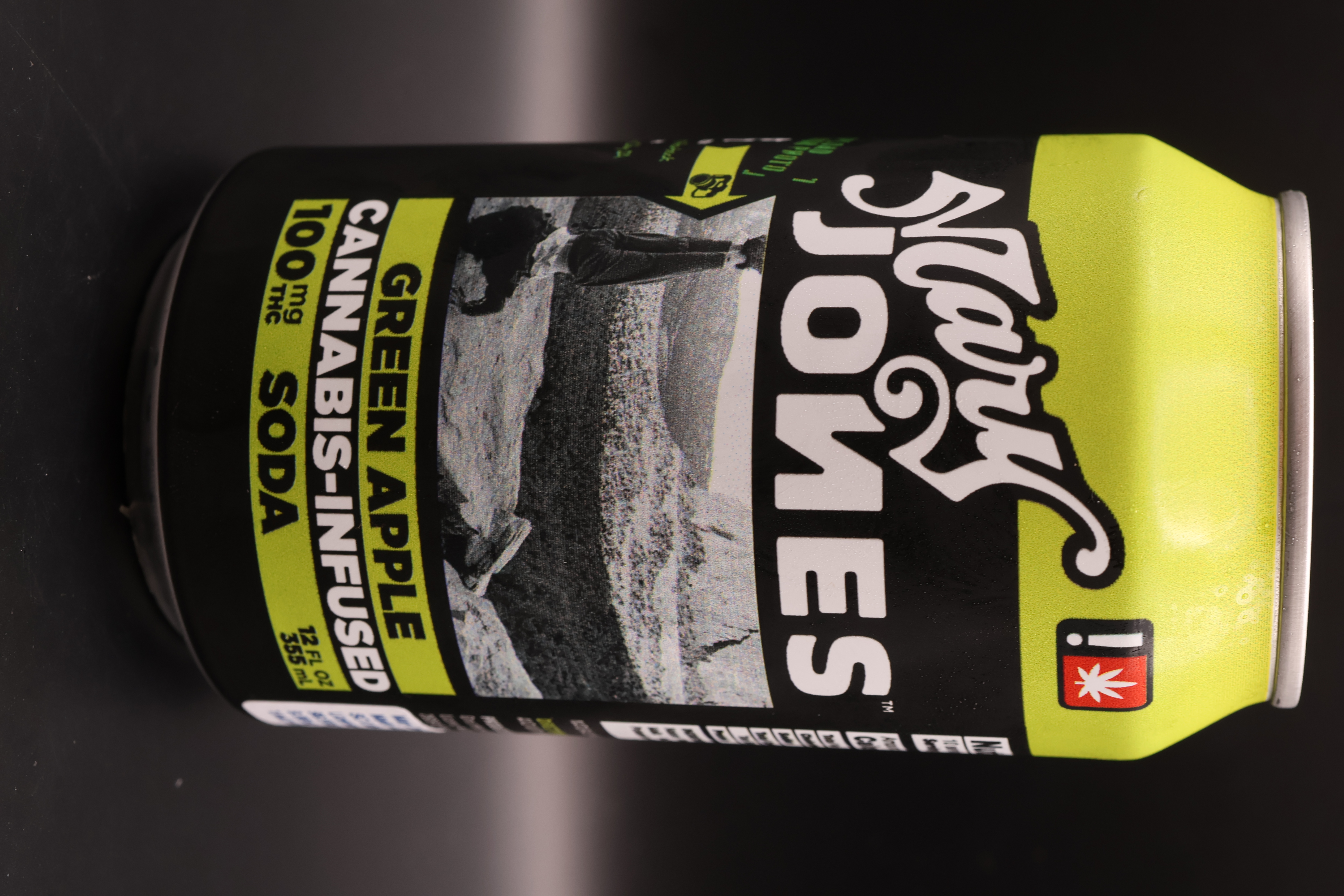 Photograph of product: Green Apple 100mg (Mary Jones Soda)