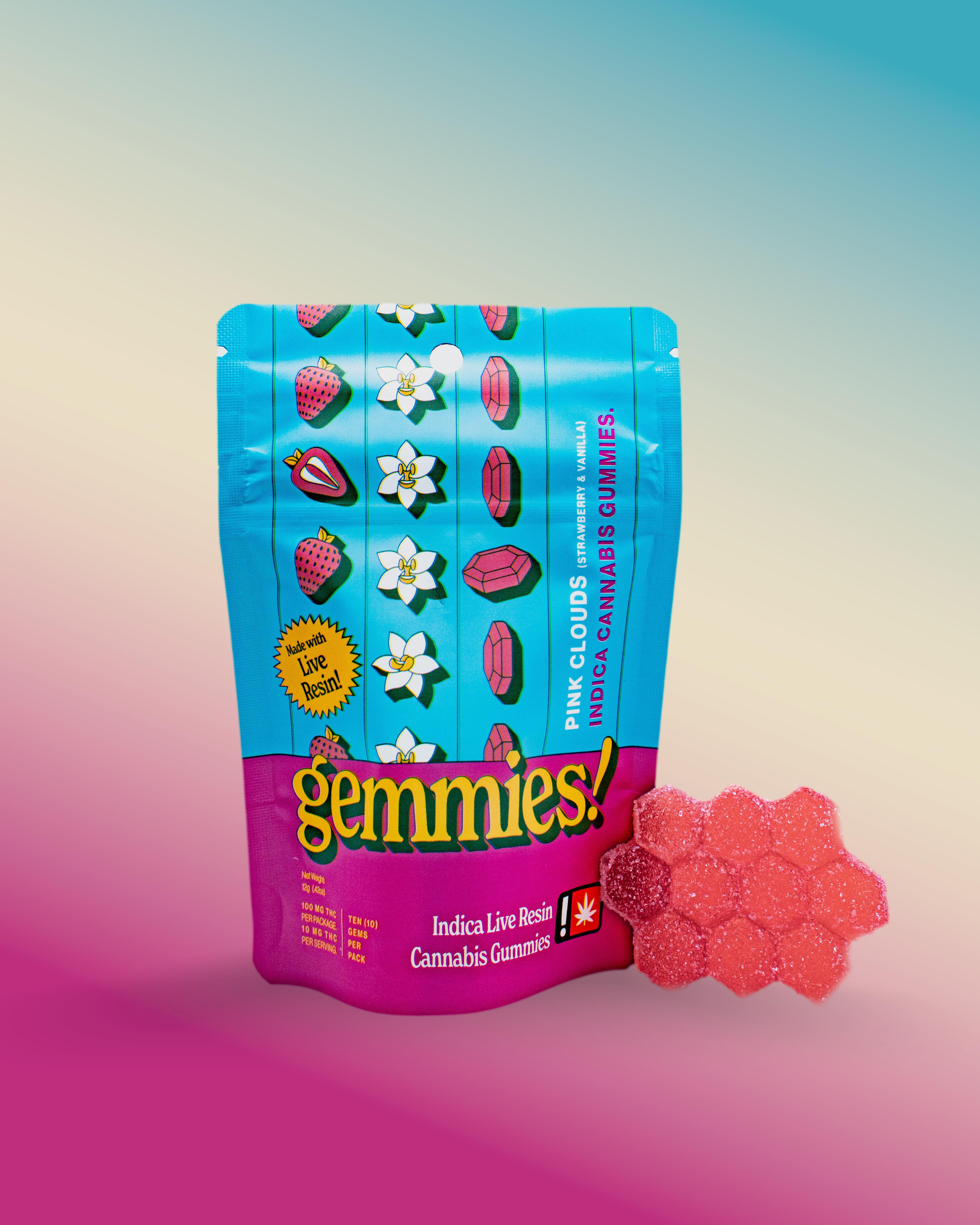 Photograph of product: Gemmies Pink Clouds 100mg Single Gummy