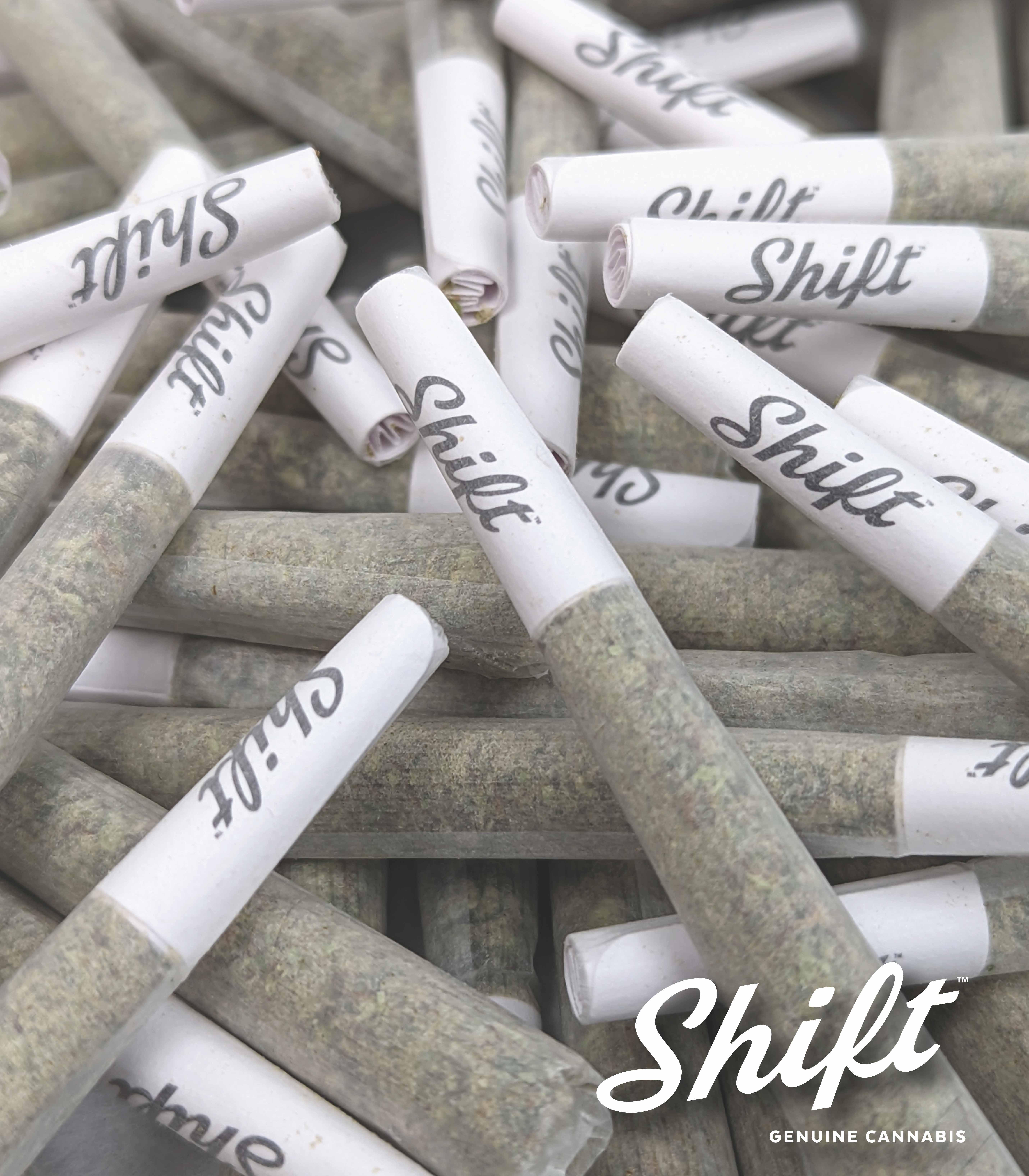 Photograph of product: Papaya Star Bomb (H) - Pre-Roll - Shift