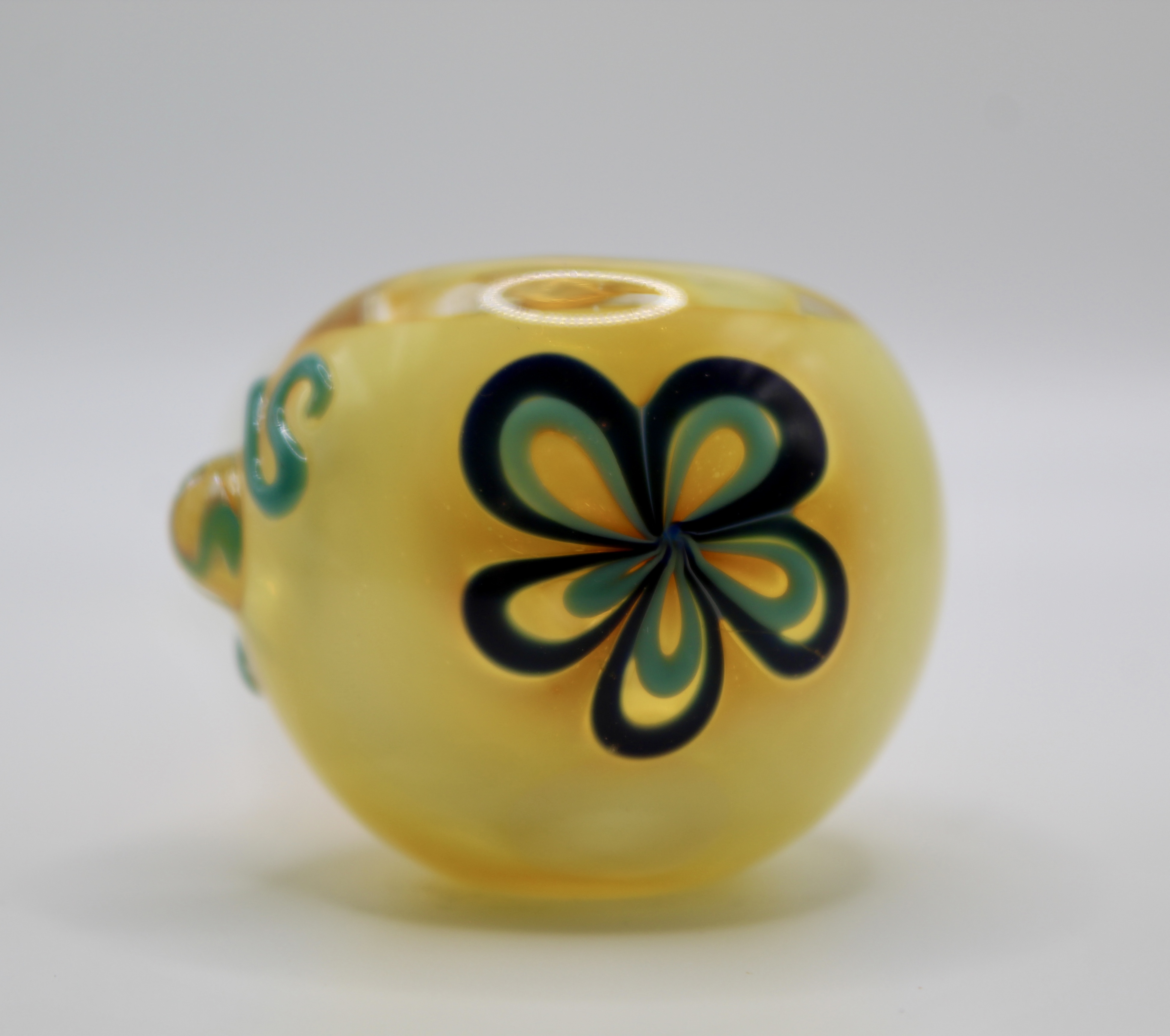 Photograph of product: Flower Fume Head Pipe