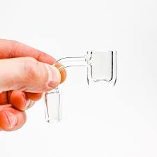 Photograph of Product: 20mm Wide Flat Top Quartz Banger - 14mm Male