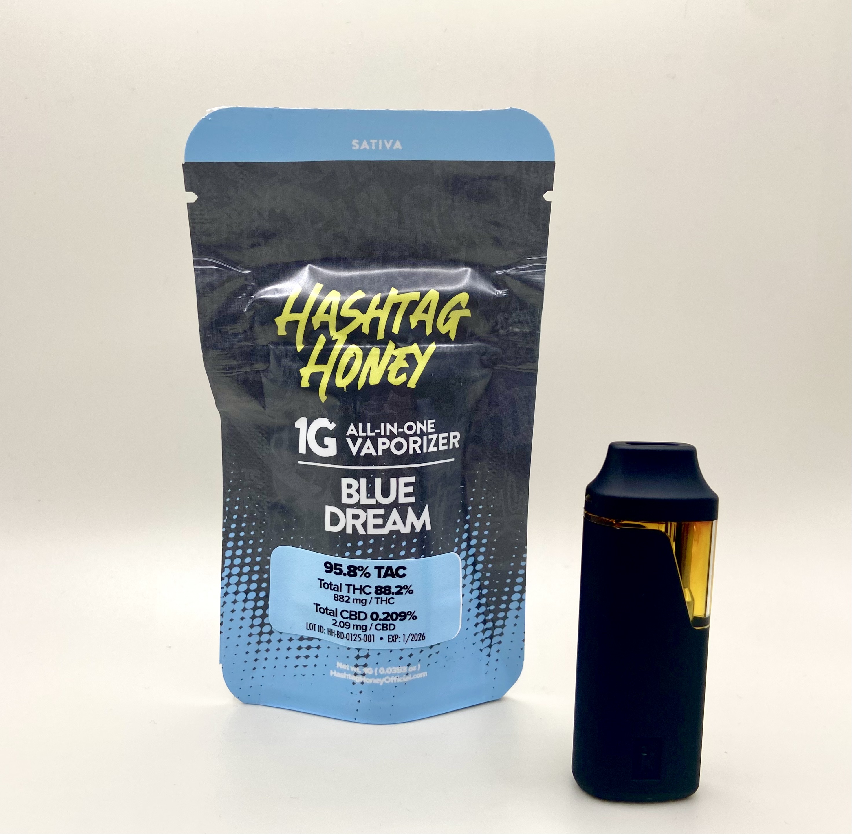 Photograph of product: au chocolattag Honey - Blue Dream - AIO Vape Pen