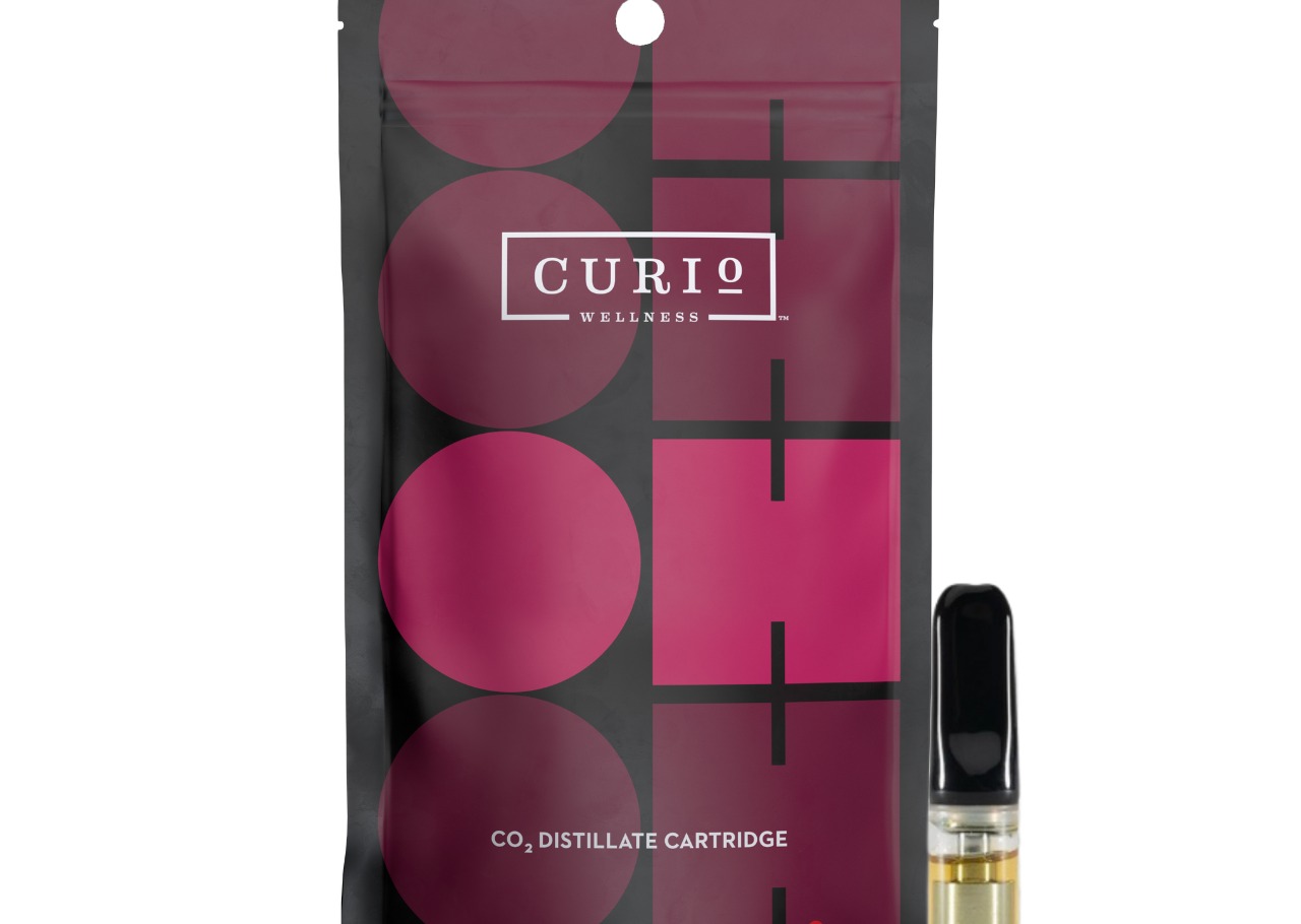 Photograph of product: OH! Golden Strawberry Cartridge | 0.5g