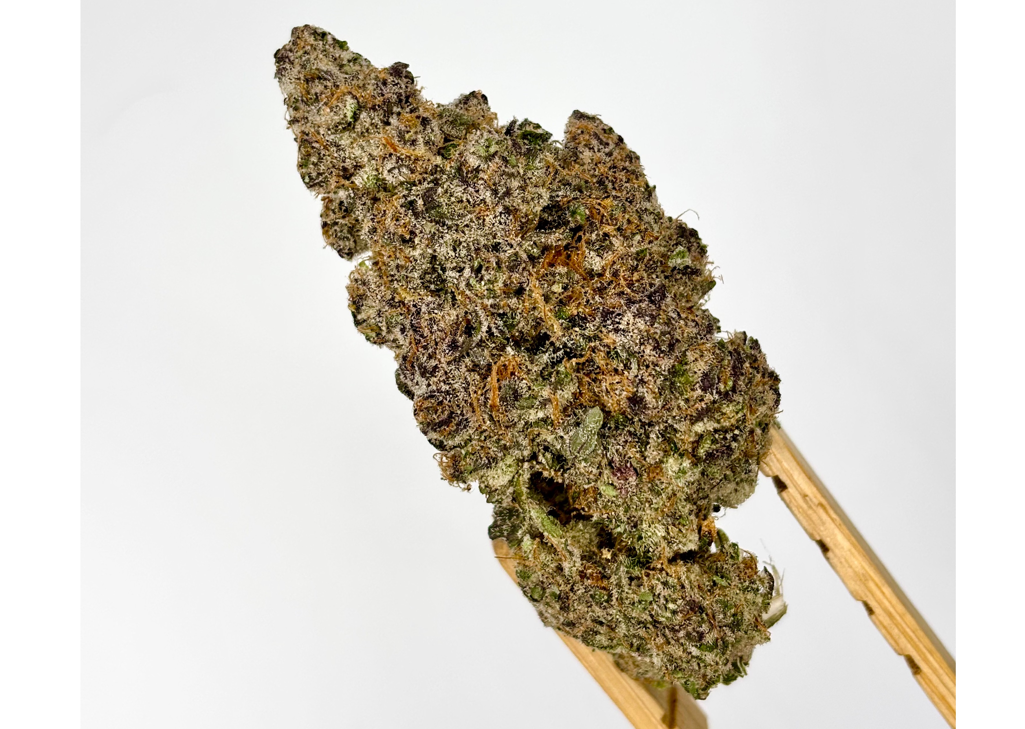 Photograph of product: Freedom Green | Boofscotti | Bulk Flower | Purple Tier - 28g