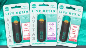 Photograph of product: AVITAS -  DISPOSABLE - LIVE RESIN - 1G - Oui'd - LEMON MERINGUE