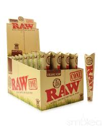 Photograph of product: RAW - 3PK - CONES - KING SIZE ORGANIC